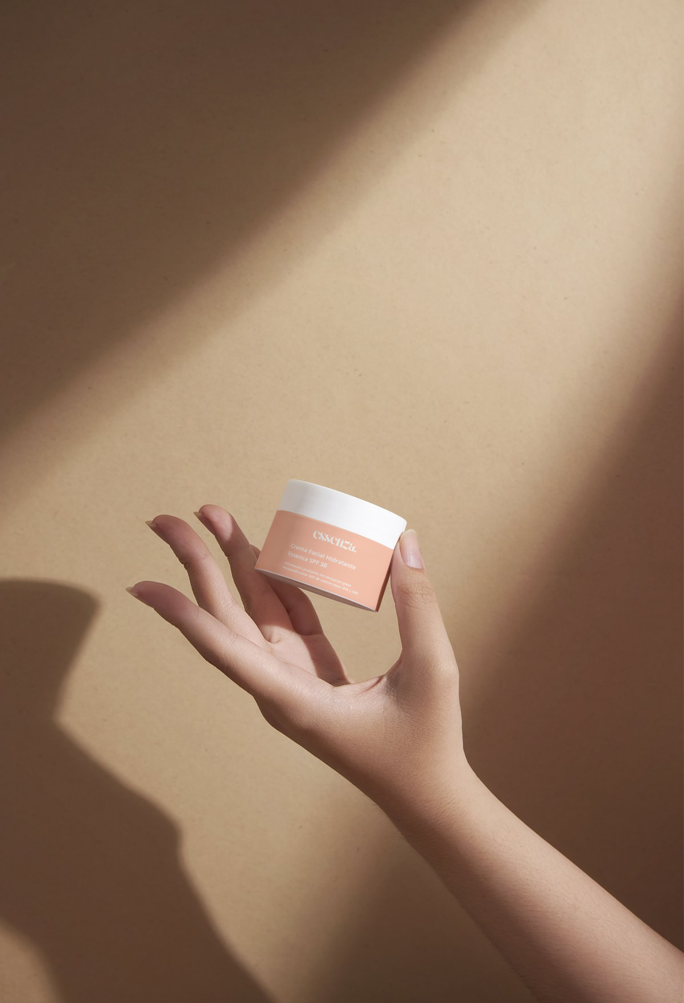 Crema Facial Hidratante Essenza SPF 30 - Imagen 2